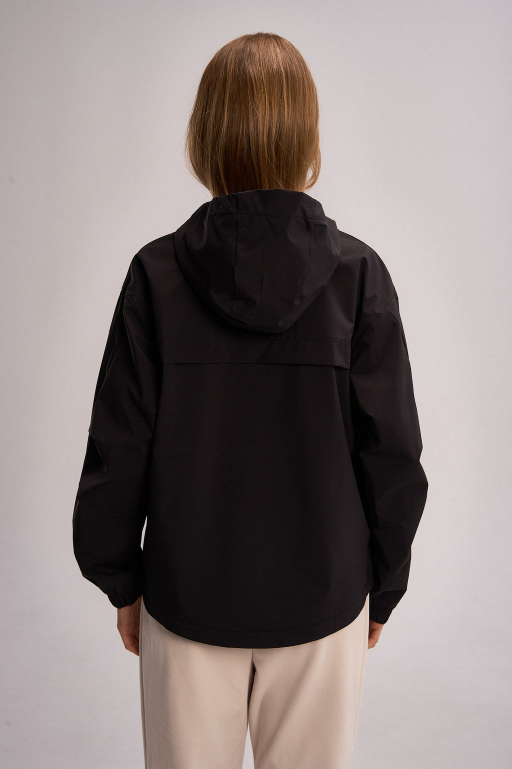 Ветровка Черный