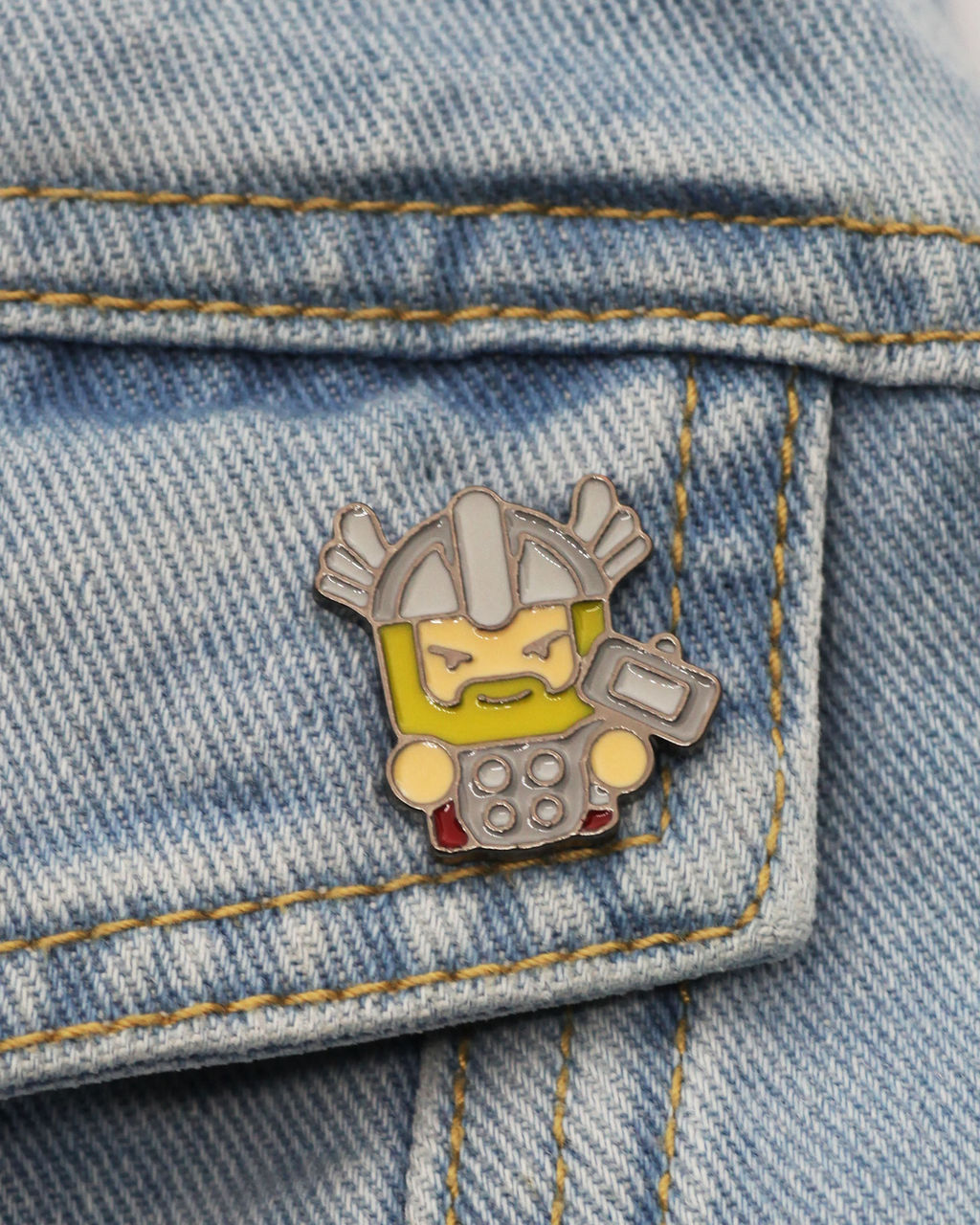 Металлический значок Marvel Тор