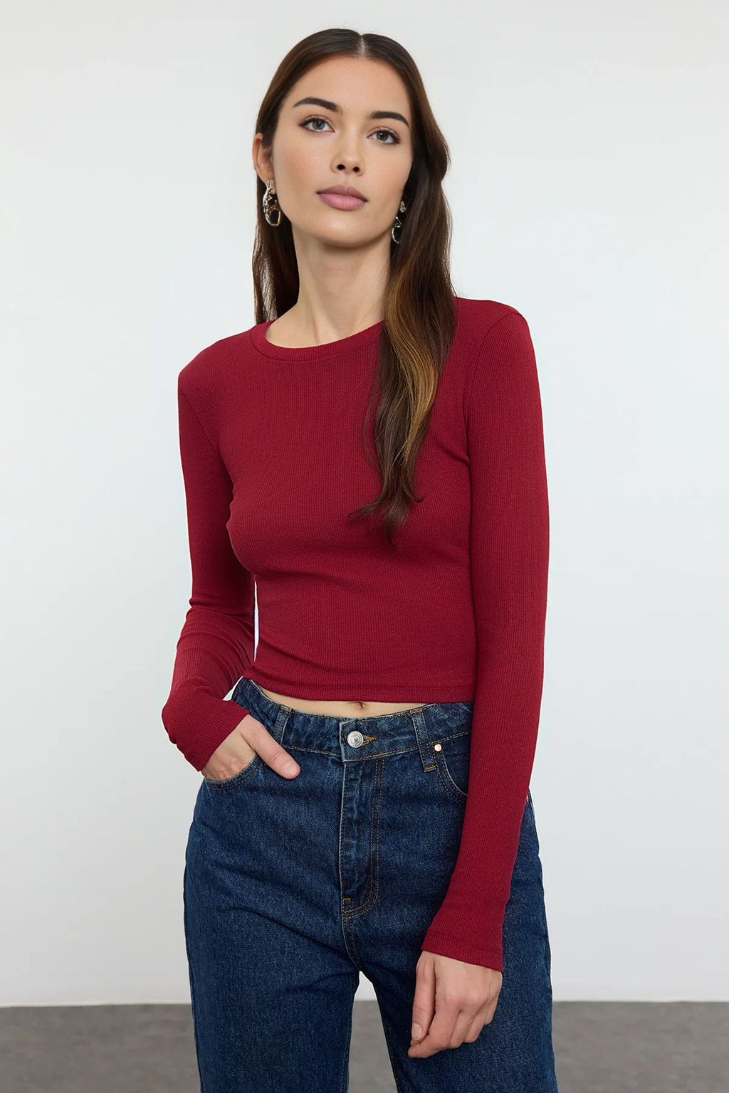 Ekru-Bordo li Paket Vucuda Oturan Bisiklet Yaka Fitilli Crop Esnek Orme Bluz TWOAW22BZ0331