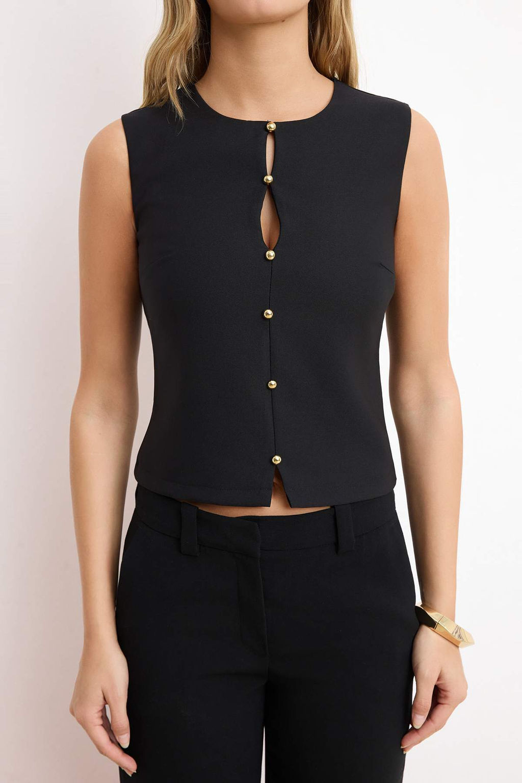 Siyah Dugme Detayl? Onu Dikisli Dokuma Bluz TWOSS26BZ00412 - Trendyolmilla фото 3