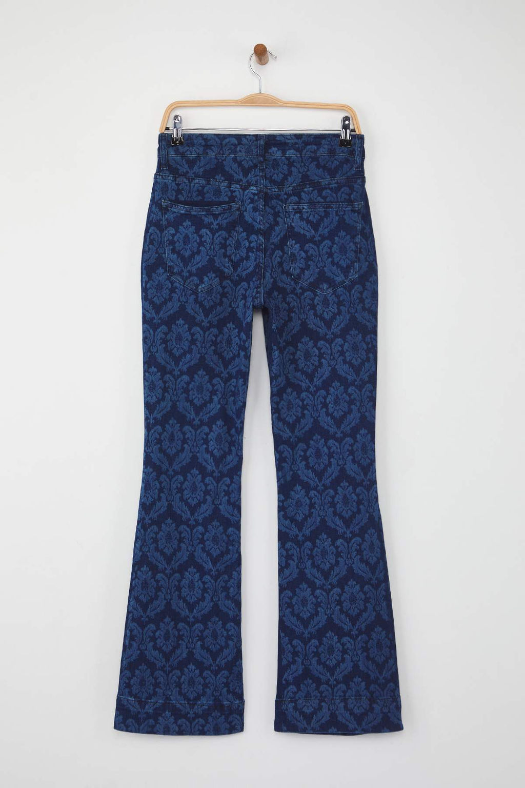Ozel Koleksiyon Koyu Mavi Lazer Bask?l? Yuksek Bel Ispanyol Paca Flare Jeans TWOAW26JE00033 - Trendyolmilla фото 6