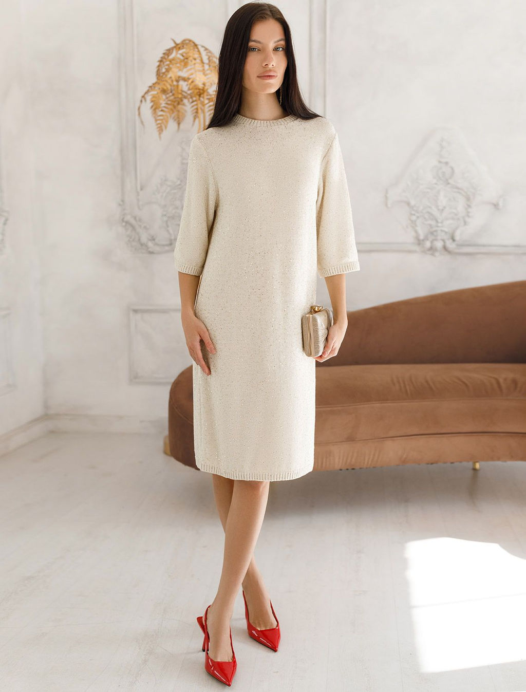 Платье вязаное из хлопковой пряжи с пайетками