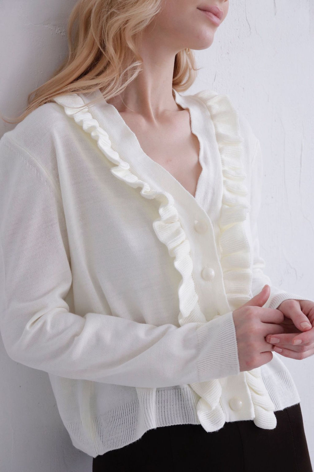 11496 Кардиган с рюшей молочный - Martichelli фото 3
