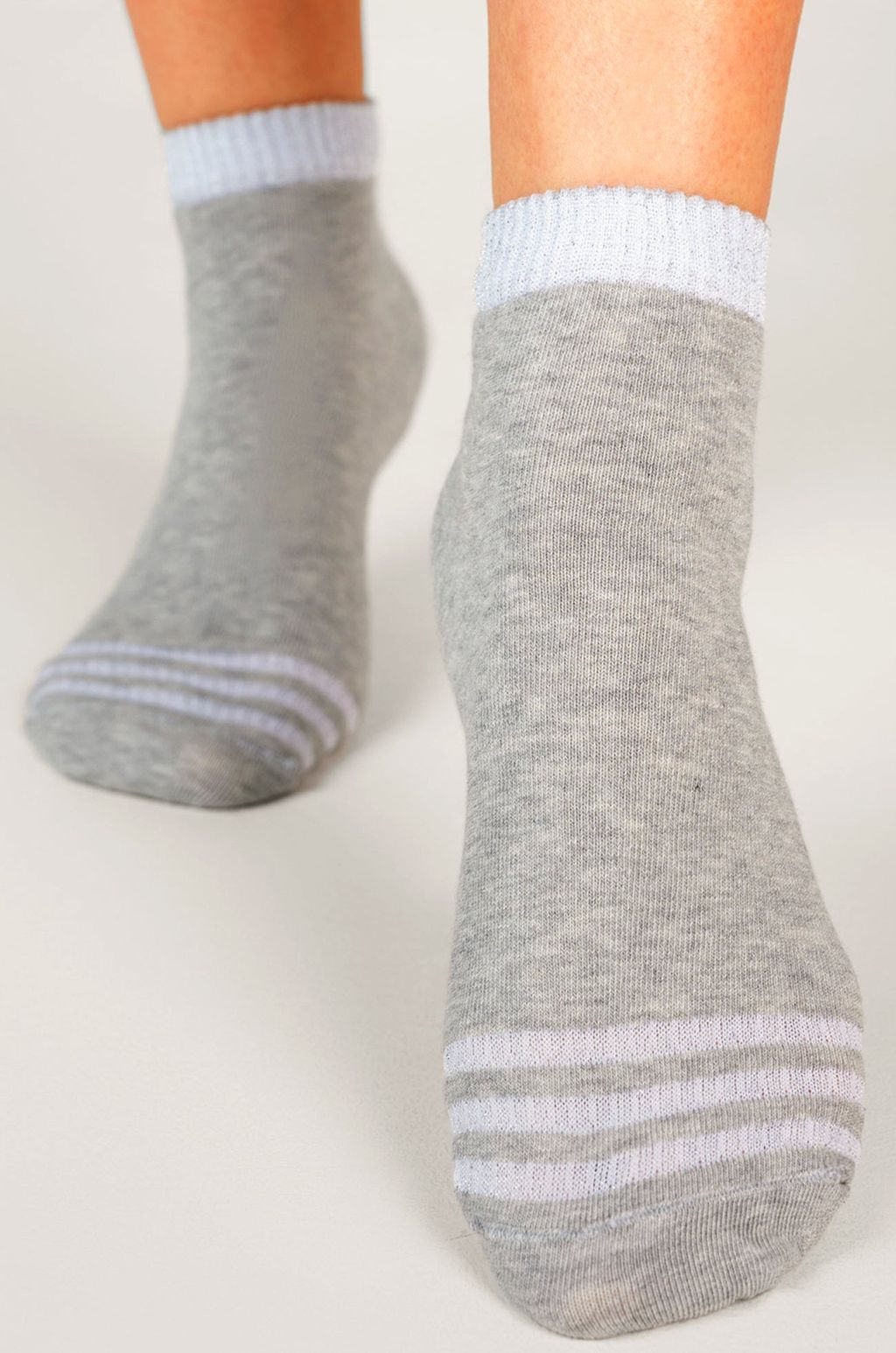 Цена за 2 шт. Женские носки с люрексом Красная ветка  фото 3