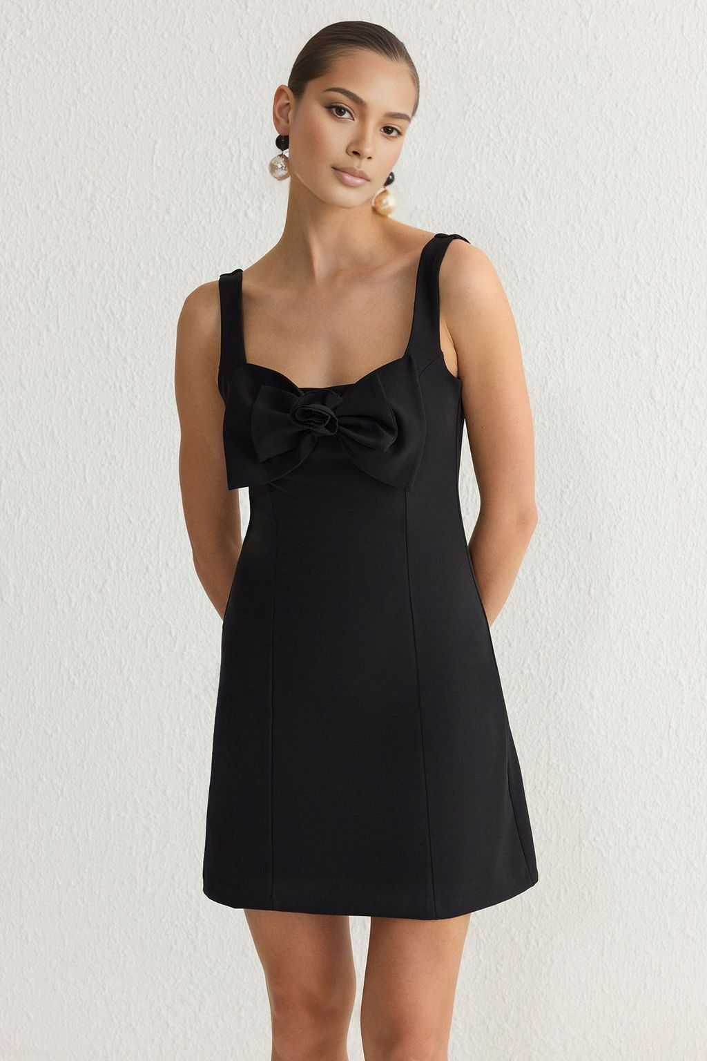 TRENDYOLMILLA Siyah A-Kesim Fiyonk Detayl? Dokuma S?k K?sa Elbise TPRSS25EL00092  фото 2