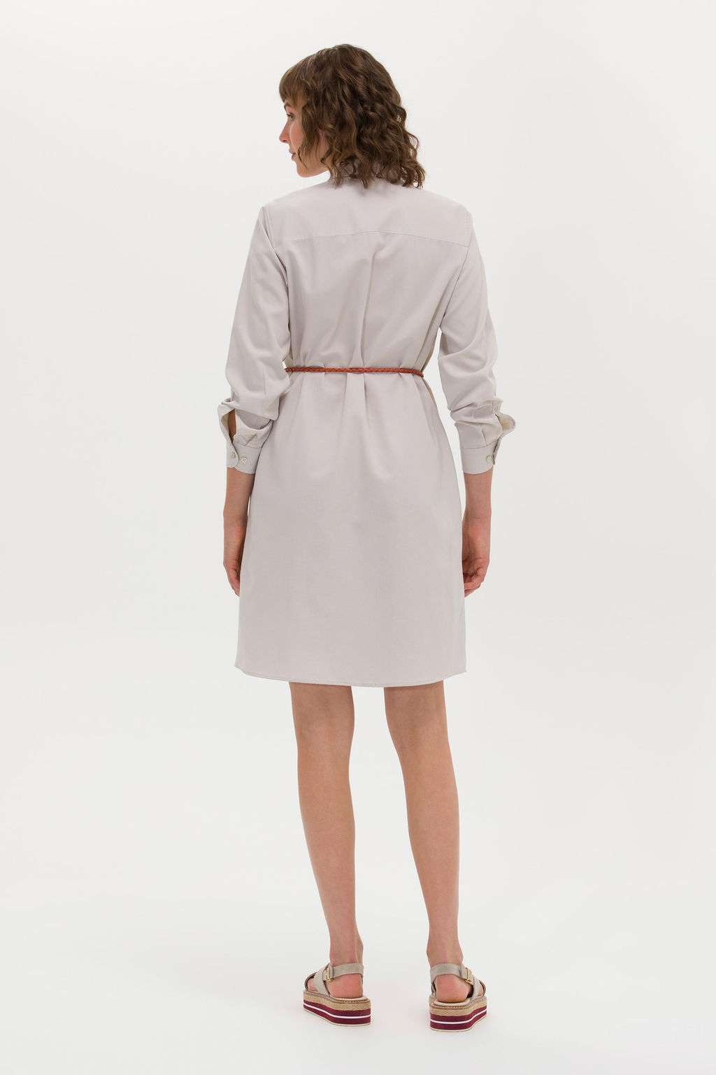 Kad_n Ta_ Dokuma Elbise