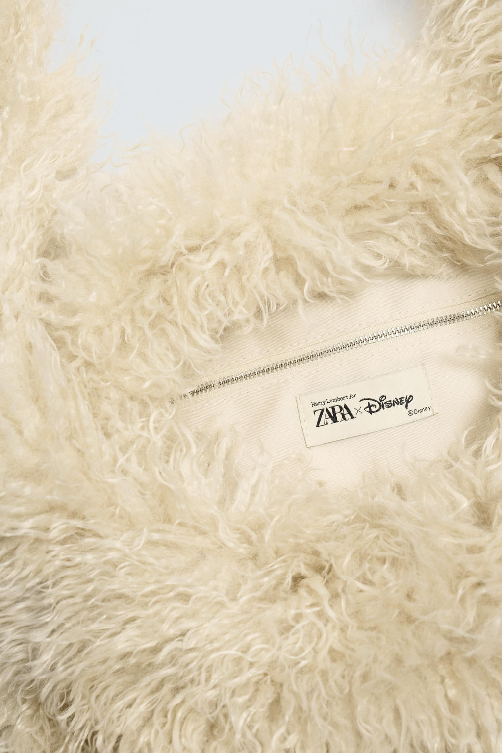 FAUX FUR CROSSBODY BAG HARRY LAMBERT FOR ZARA x DISNEY