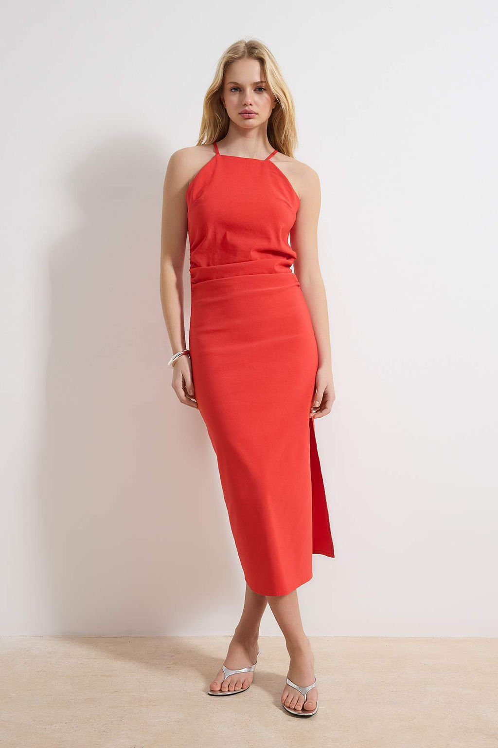 K?rm?z? Duz Midi Dokuma Elbise TWOSS26EL00097 - Trendyolmilla фото 2