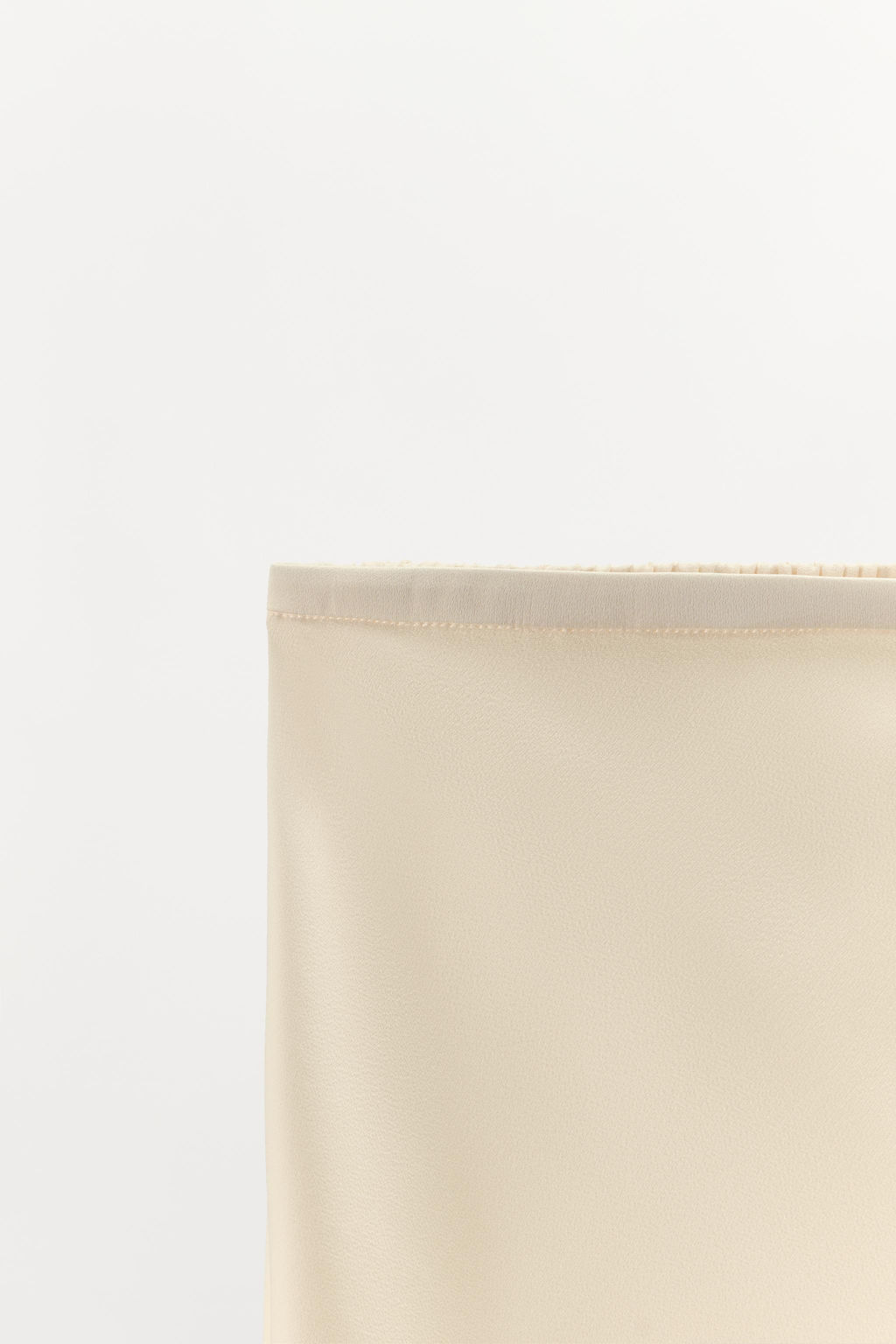 SHORTS LENCERO SATINADO ENCAJE / Crudo - Zara фото 6