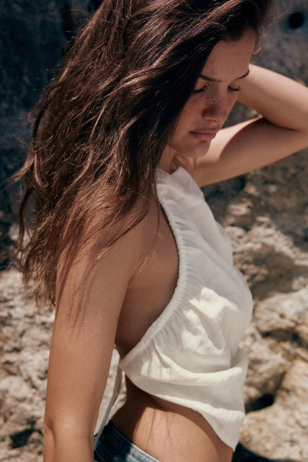 TOP HALTER FRUNCES / Blanco - Zara фото 4