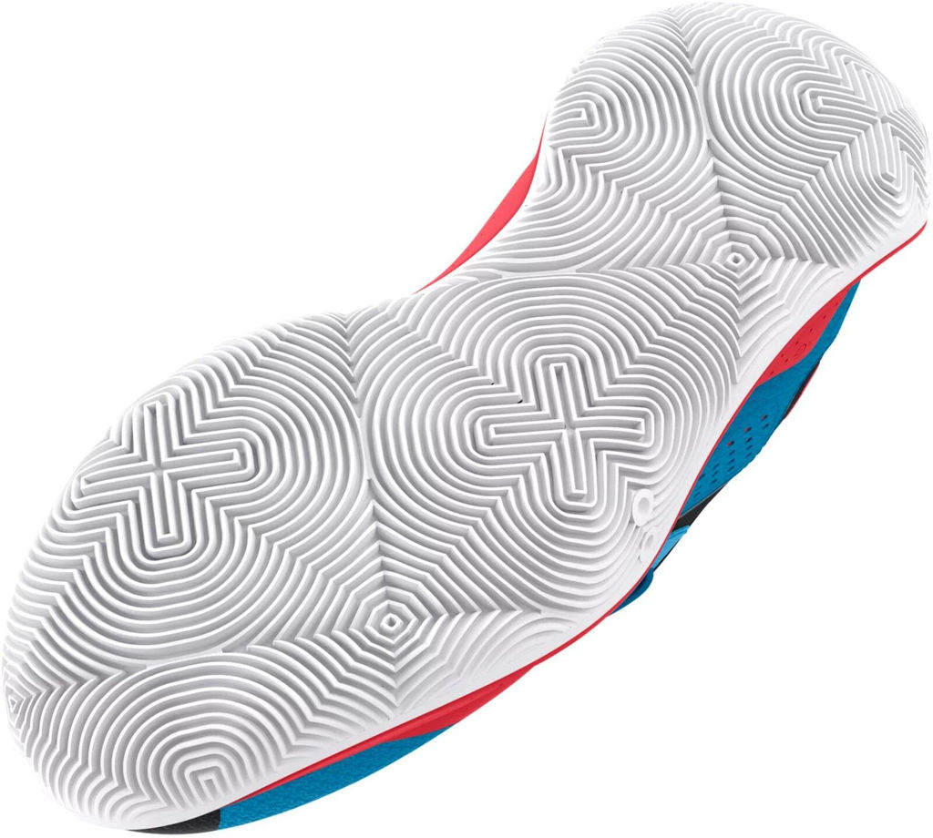 Кроссовки взрослые