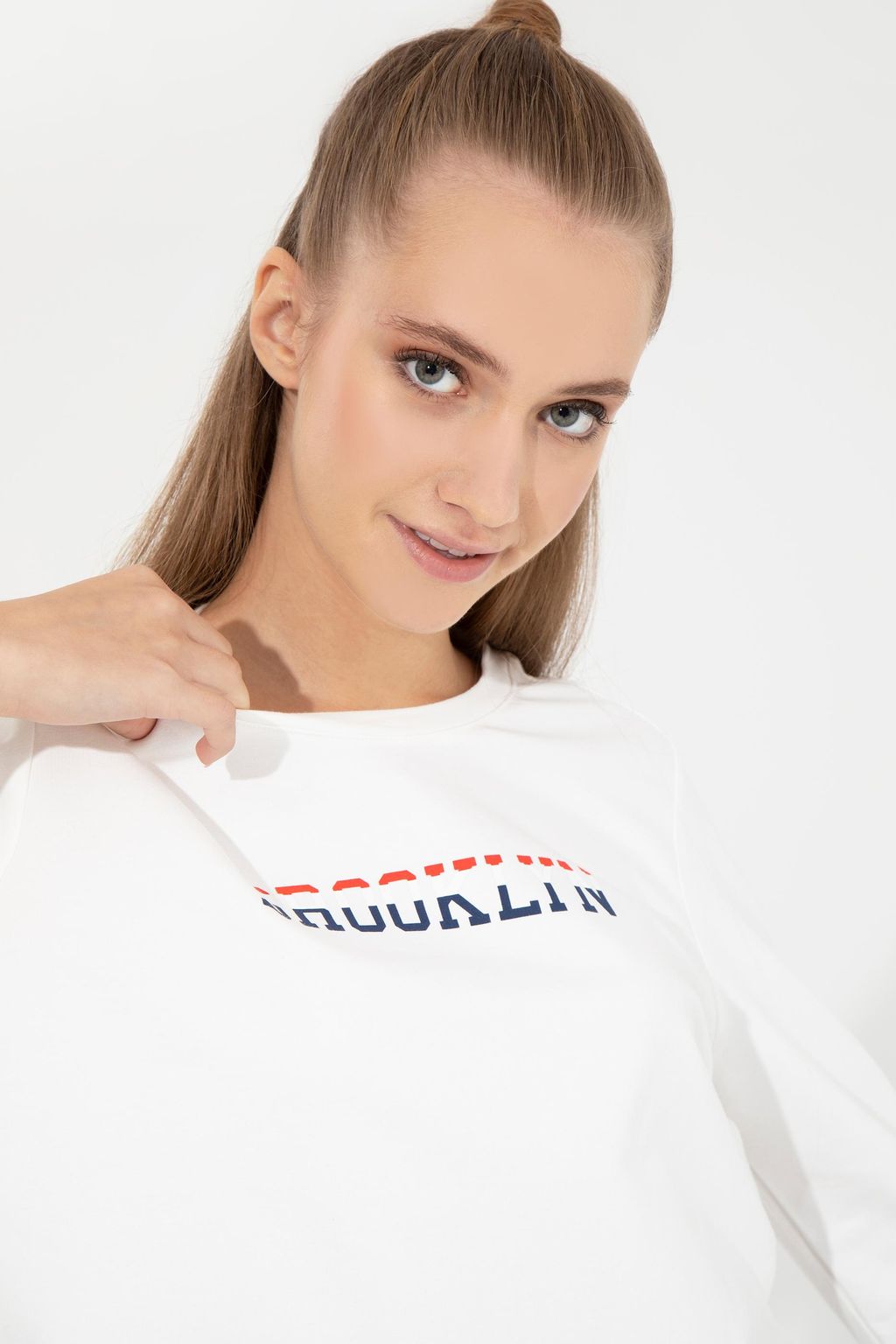 U. S. Polo Assn Женский свитшот цвета экрю с круглым вырезом - U.s. polo assn фото 3