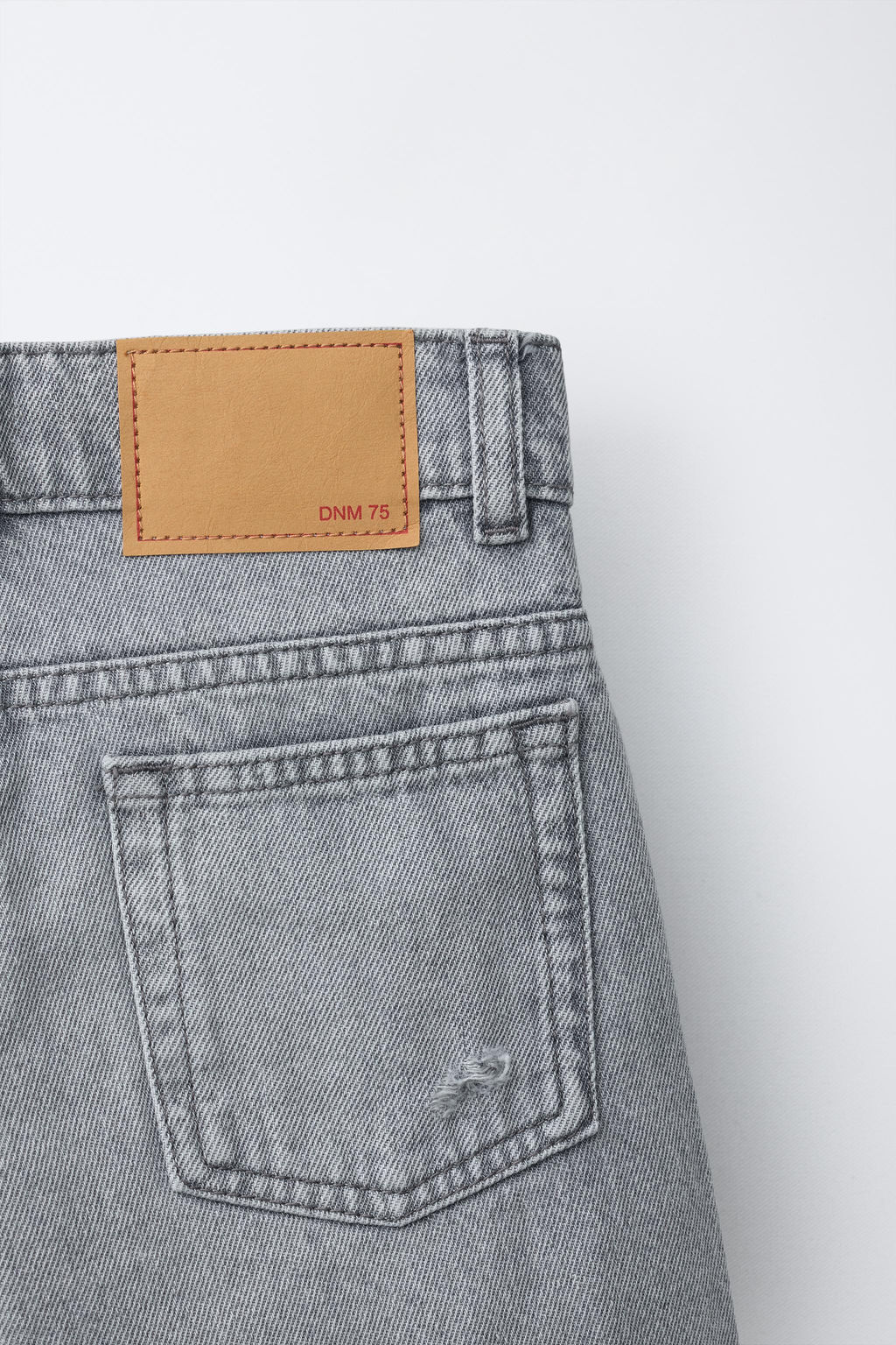 BERMUDA DENIM STRAIGHT / Gris medio - Zara фото 4