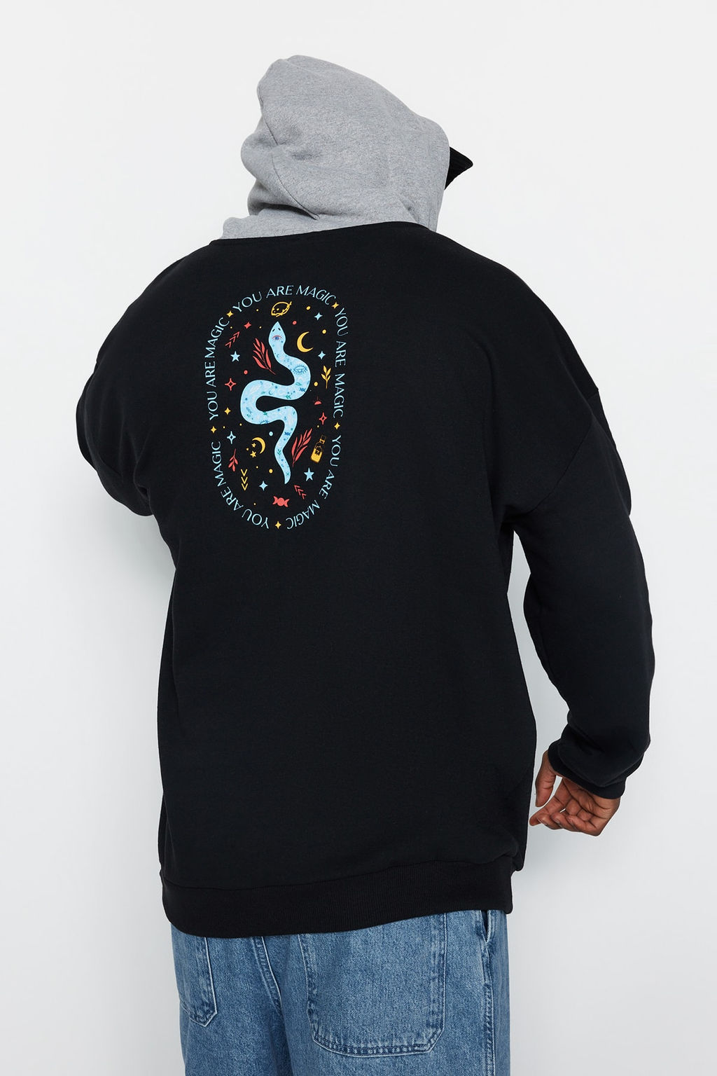 TRENDYOL MAN Siyah Buyuk Beden Oversize/Genis Kesim Kapusonlu Mistik Bask? Ici Polarl? Sweatshirt TMNAW24AO00006 - Trendyolmilla фото 3