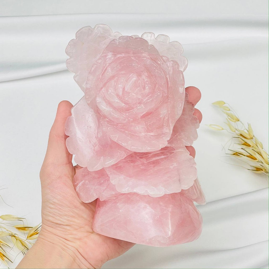 Цветок из Розового кварца