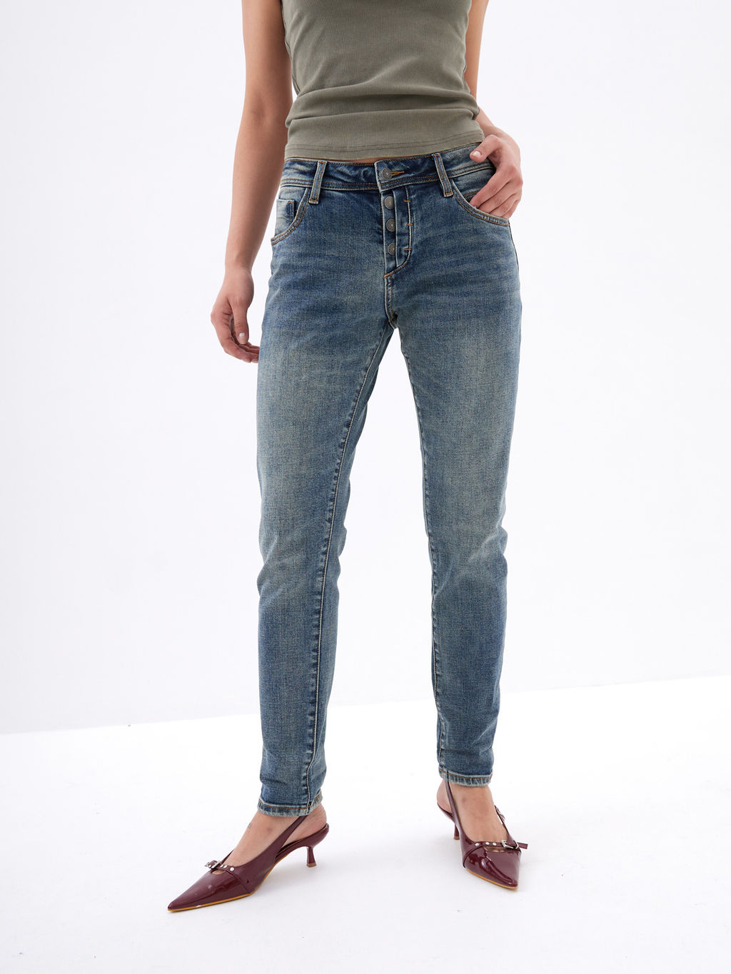 Женские Джинсы Бойфренды - Mossmore фото 31