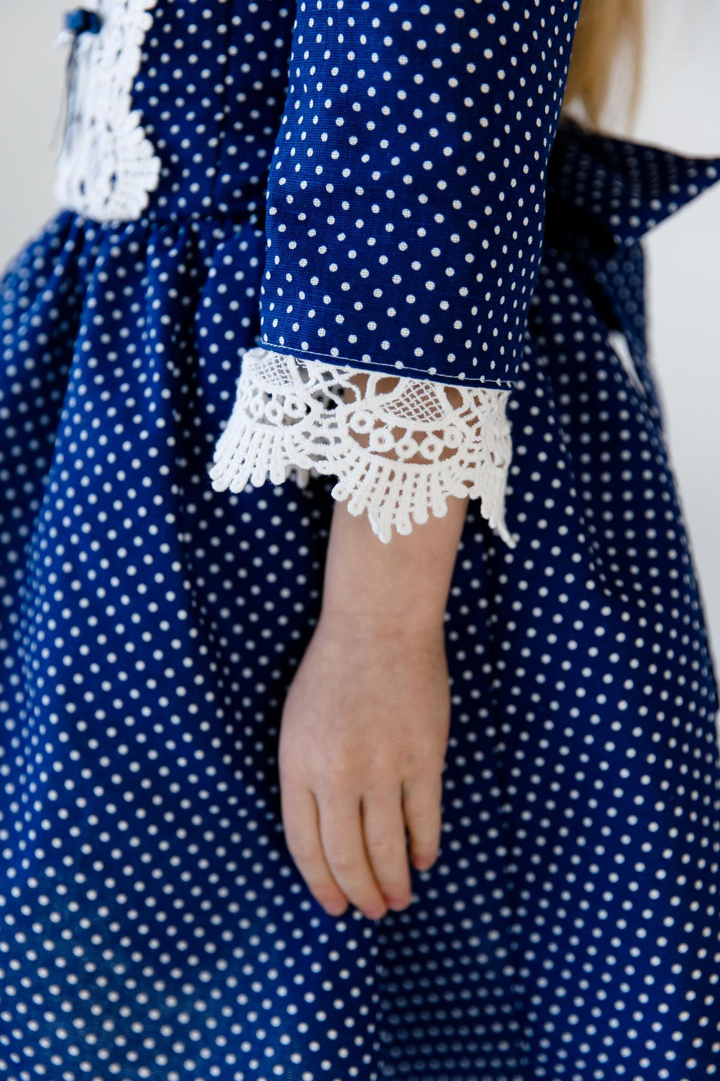 Платье МТ-422 горошек на синем