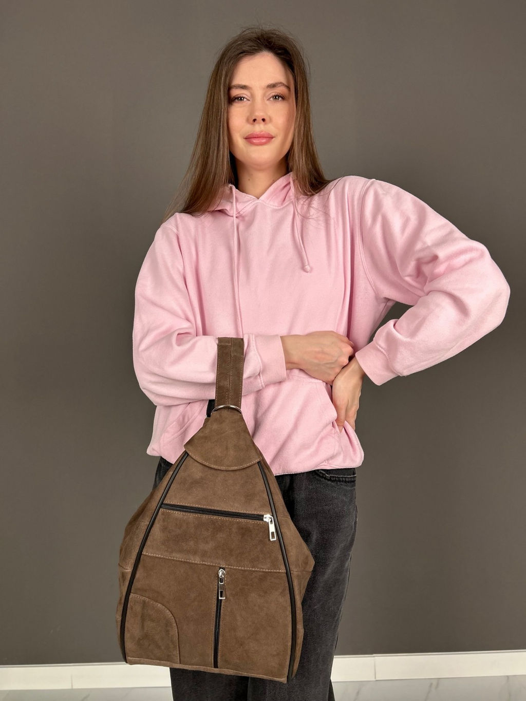 Сумка-рюкзак женская из телячьей кожи