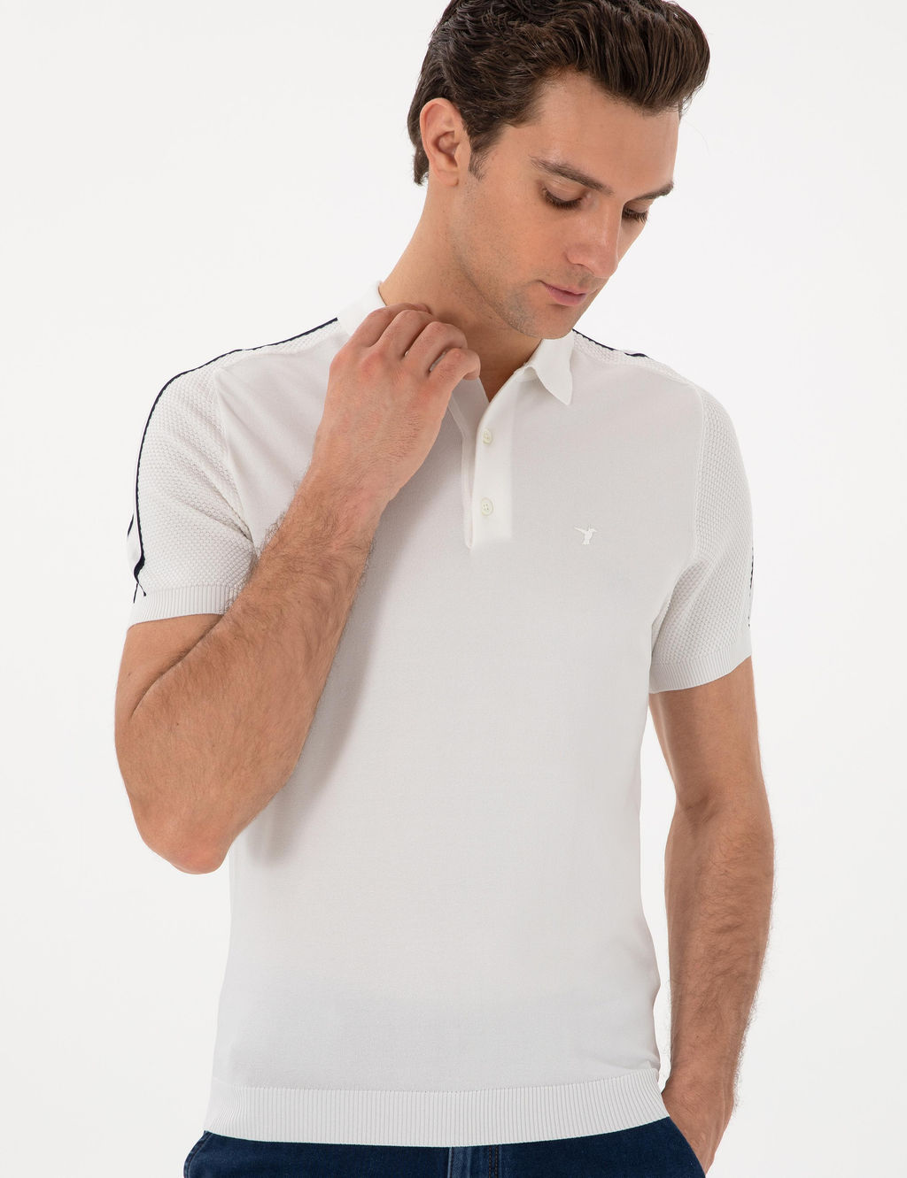 Beyaz Slim Fit Polo Yaka Triko T-shirt