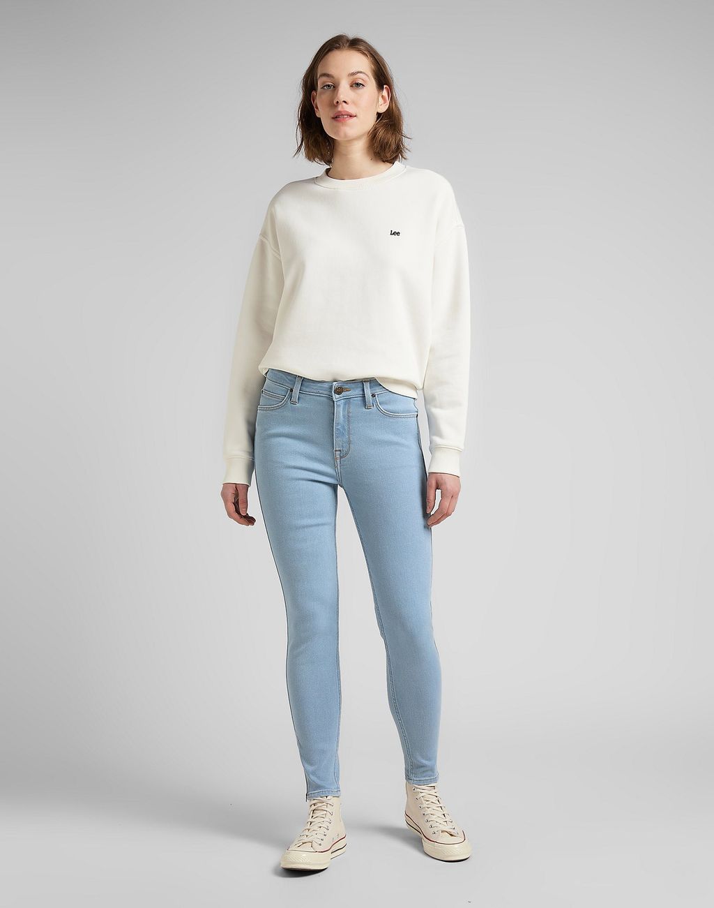 Джинсы женские