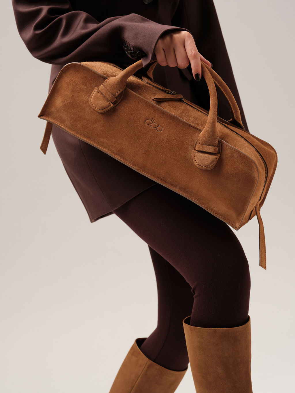 Замшевая сумка багет Doxie DBR 31157 св.коричневый фото 4