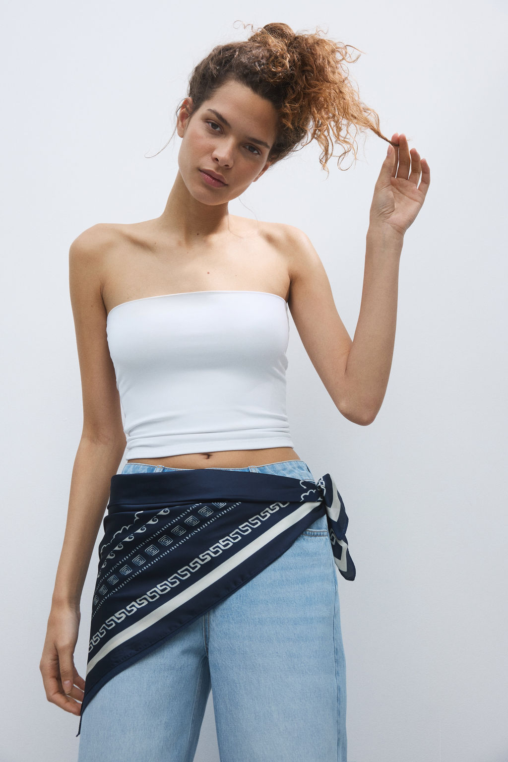 Vaquero con fular Straight High Waist - H&m фото 7