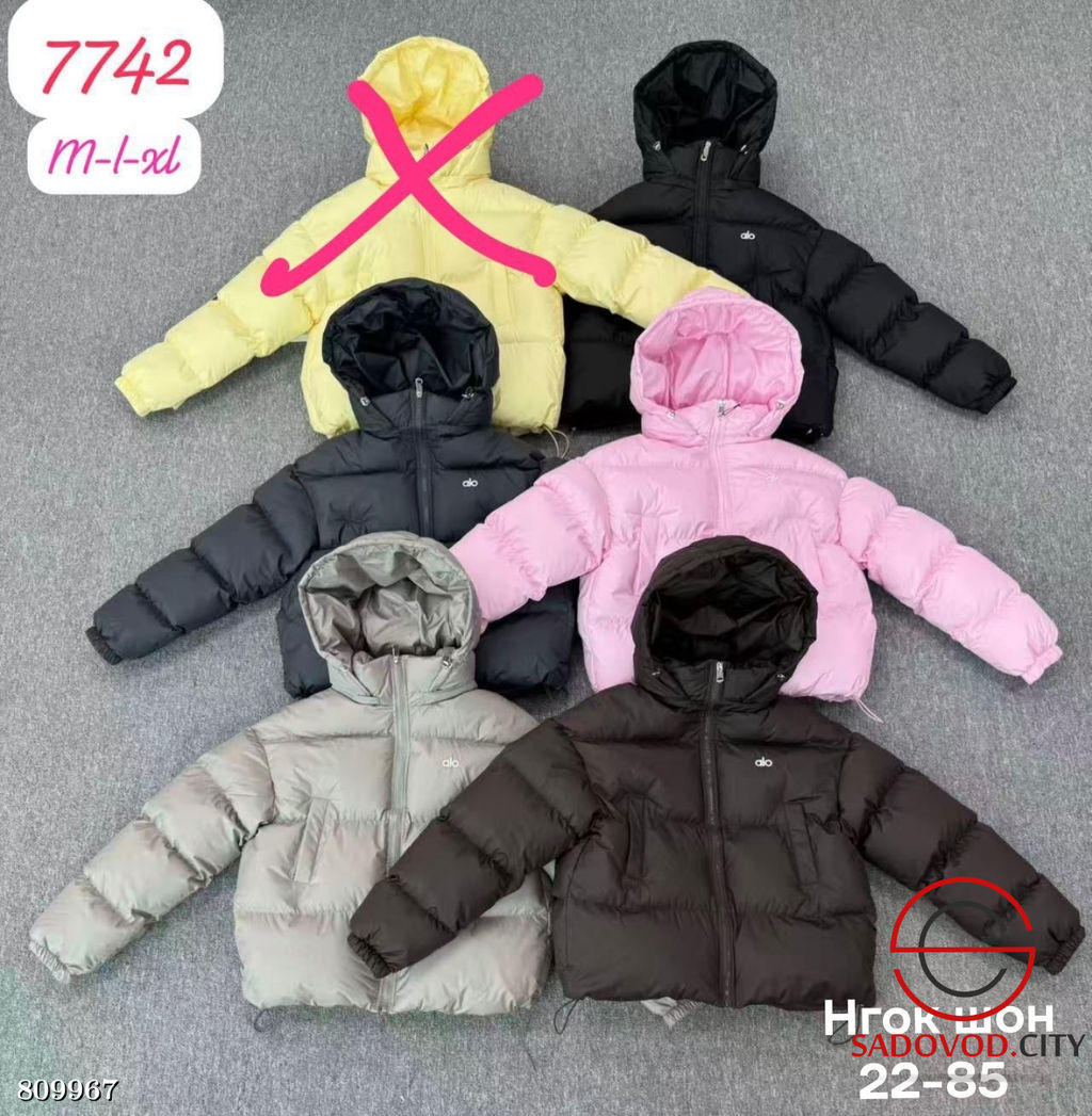 Куртка женская с капюшоном - Bruno фото 5