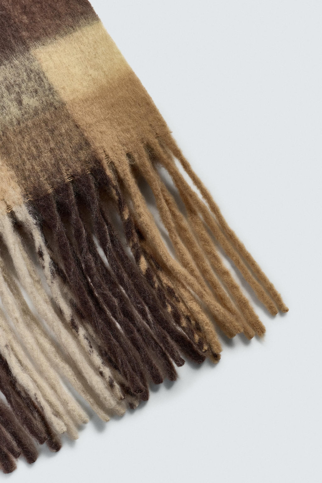 CHECK SCARF WITH FRINGING - Zara фото 4