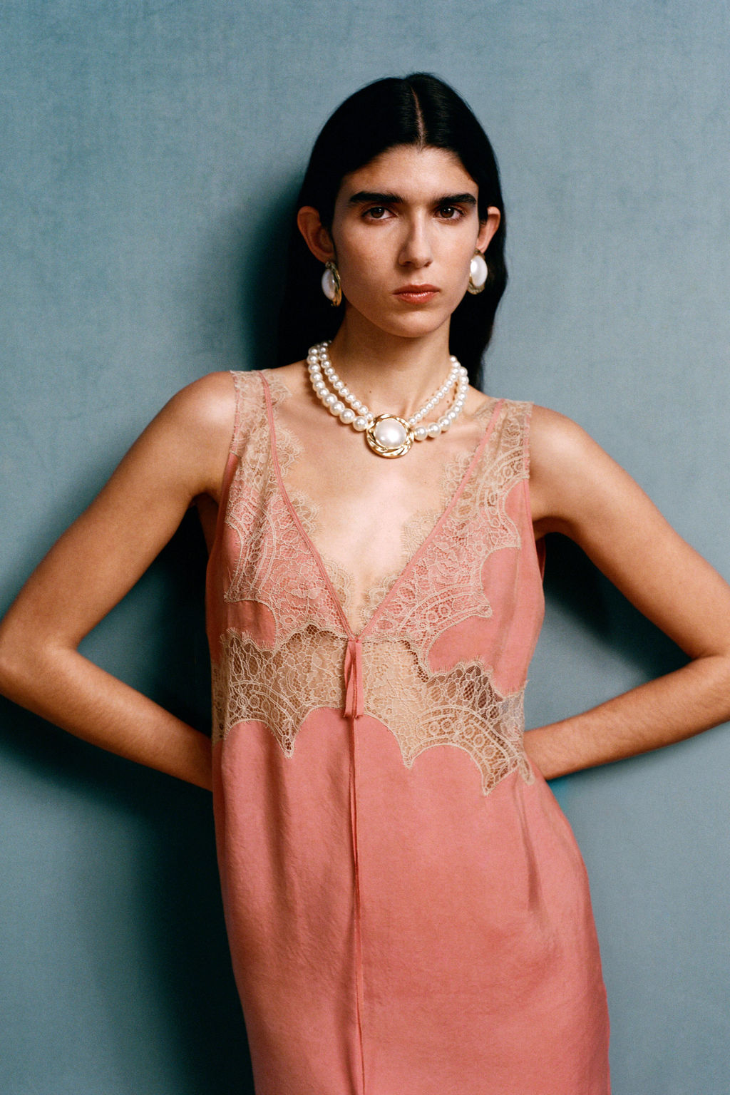 VESTIDO LENCERO ENCAJE WILLY CHAVARRIA X ZARA / Rosado фото 2