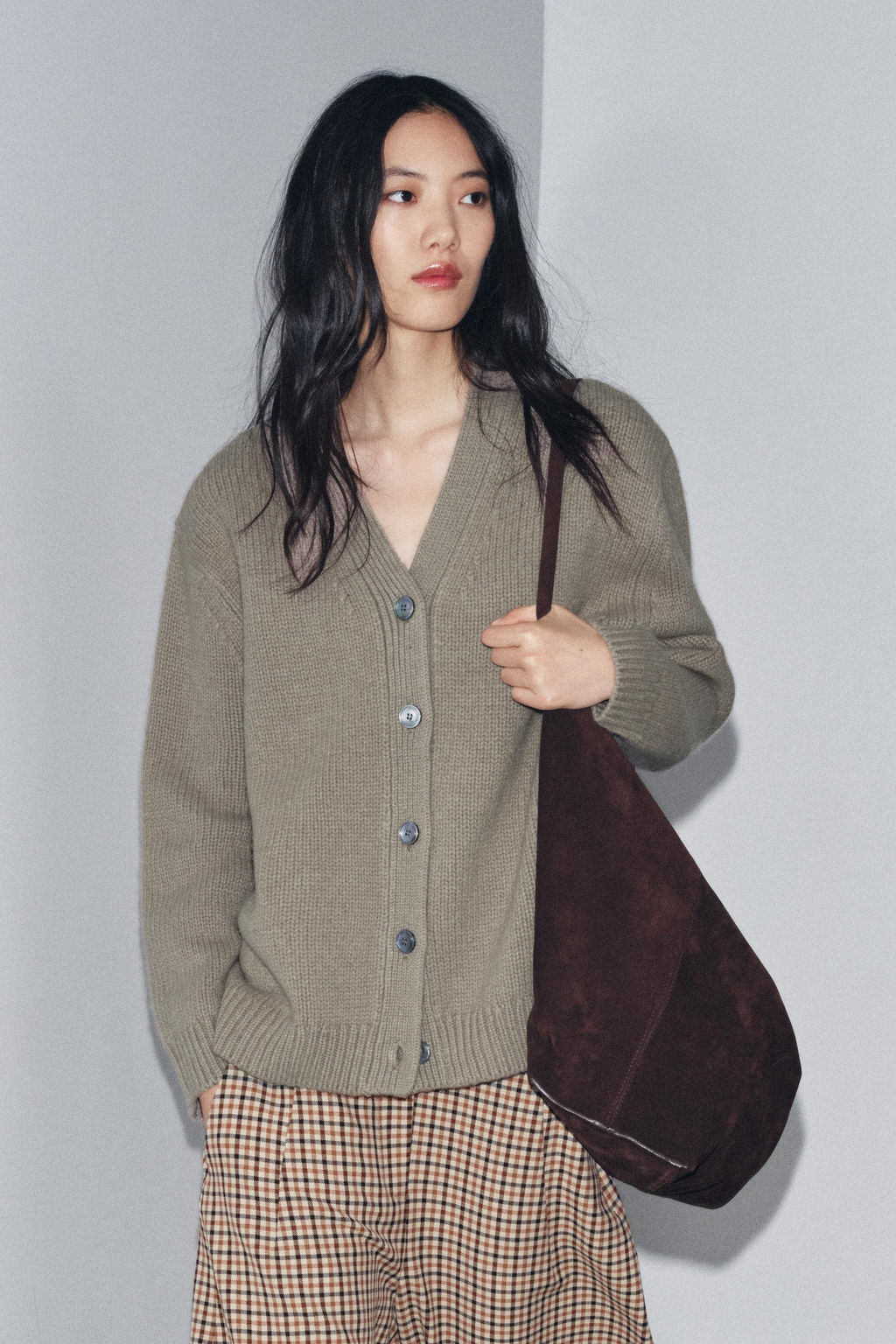 100% WOOL CARDIGAN WITH V-NECK - Zara фото 2