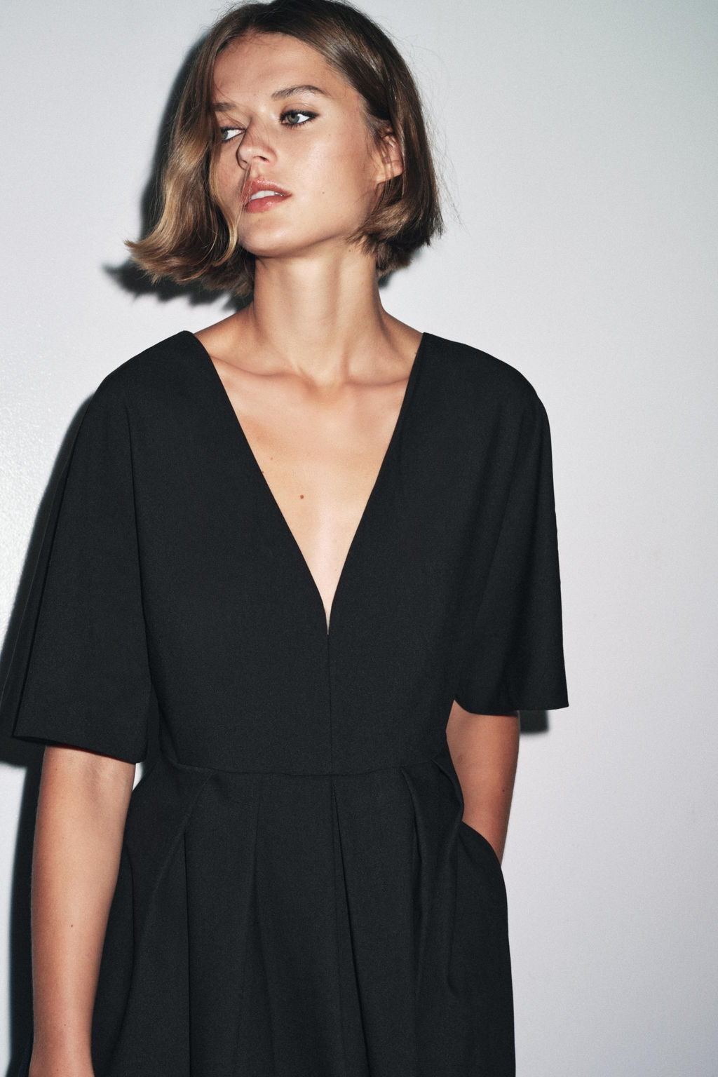 ZW COLLECTION V-NECK MIDI DRESS - Zara фото 2