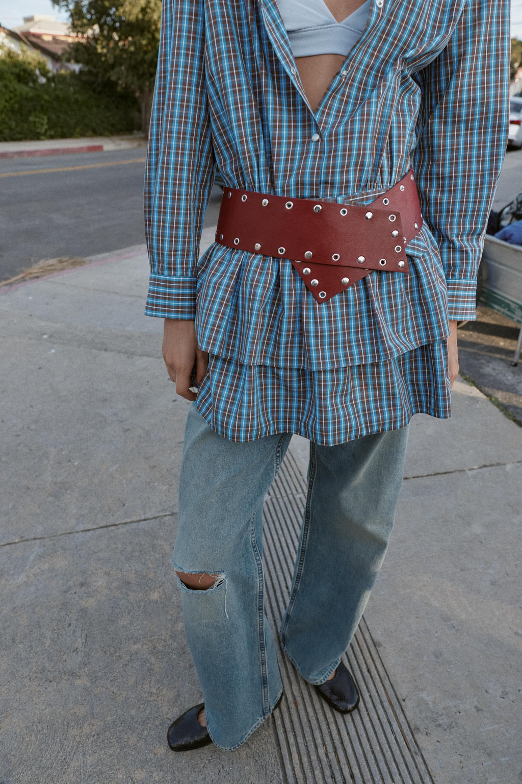 SHORT CHECKED DRESS WITH BELT AND RUFFLES - Zara фото 19