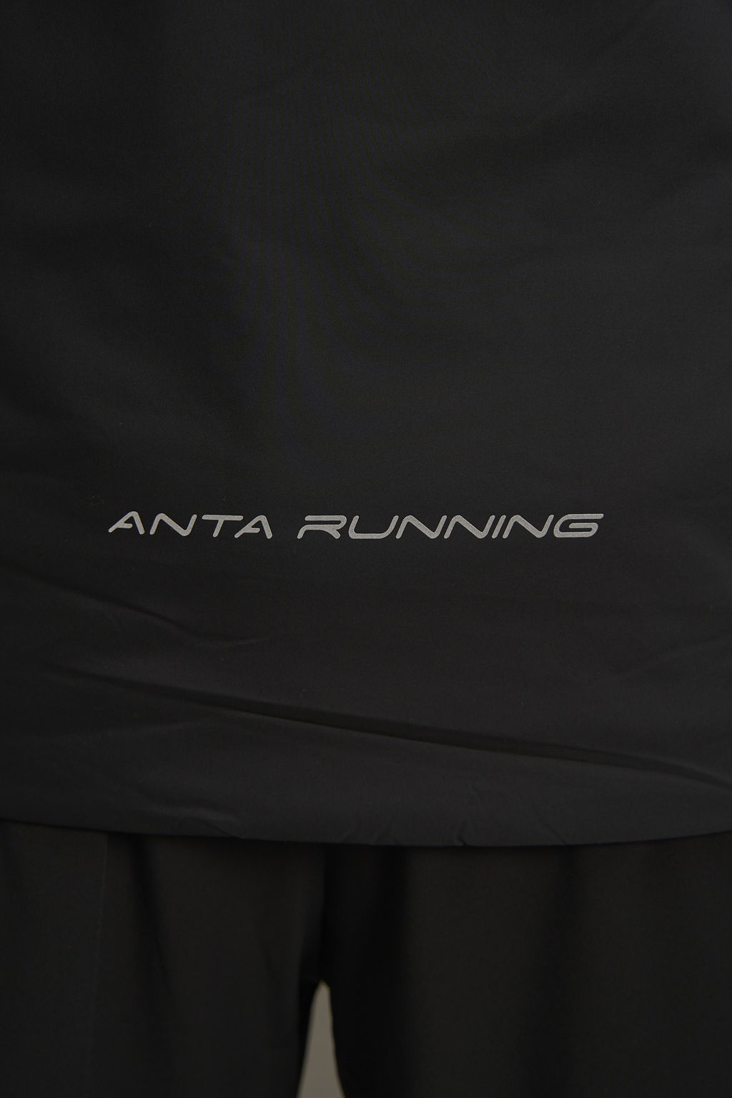Жилет утепленный комбинированный Черный ANTA RUNNING Fleece Vest