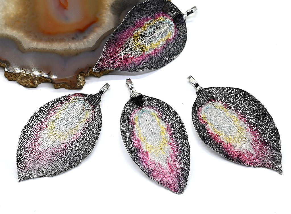 Подвеска Лист 25*60мм цв.черно-малиновый