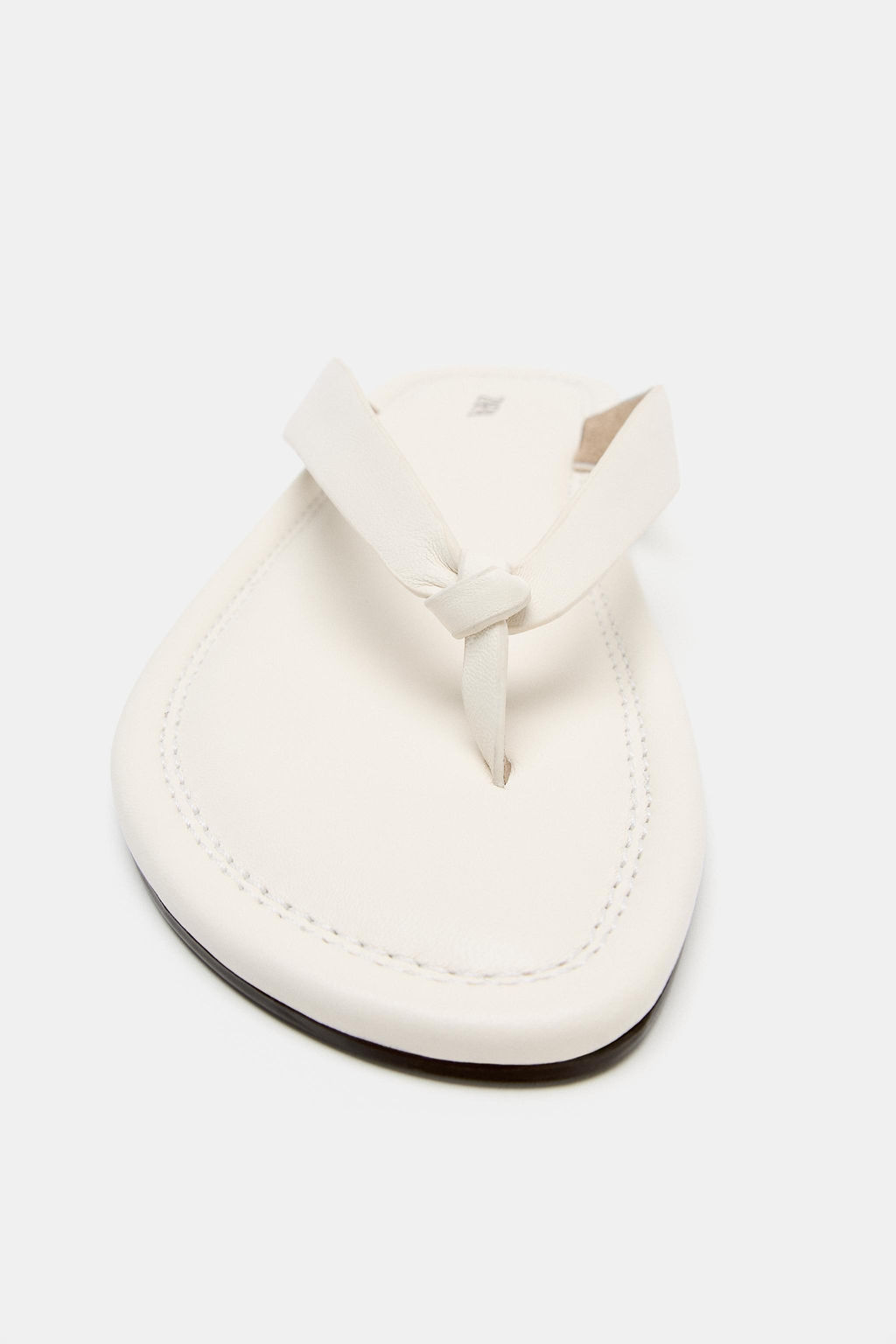 SANDALIA PLANA PIEL / Blanco - Zara фото 4