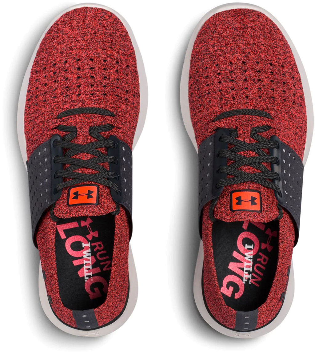 Кроссовки женские