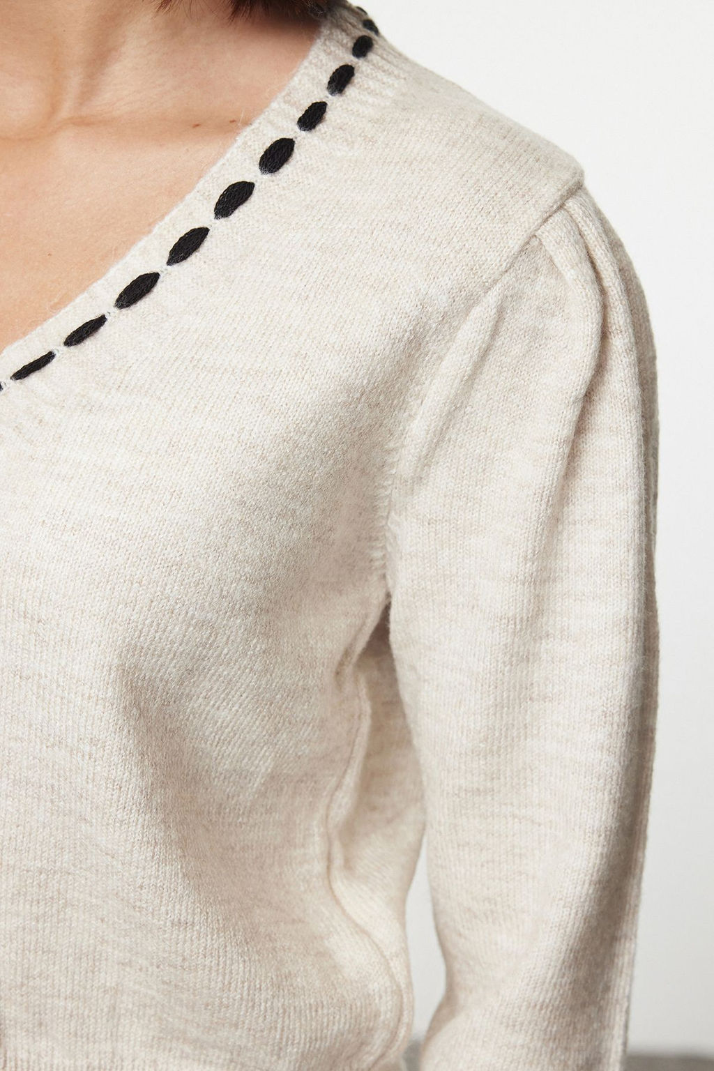 TRENDYOLMILLA Tas Kurdele/Fiyonk Detayl? Triko H?rka TWOAW25HI00243  фото 4