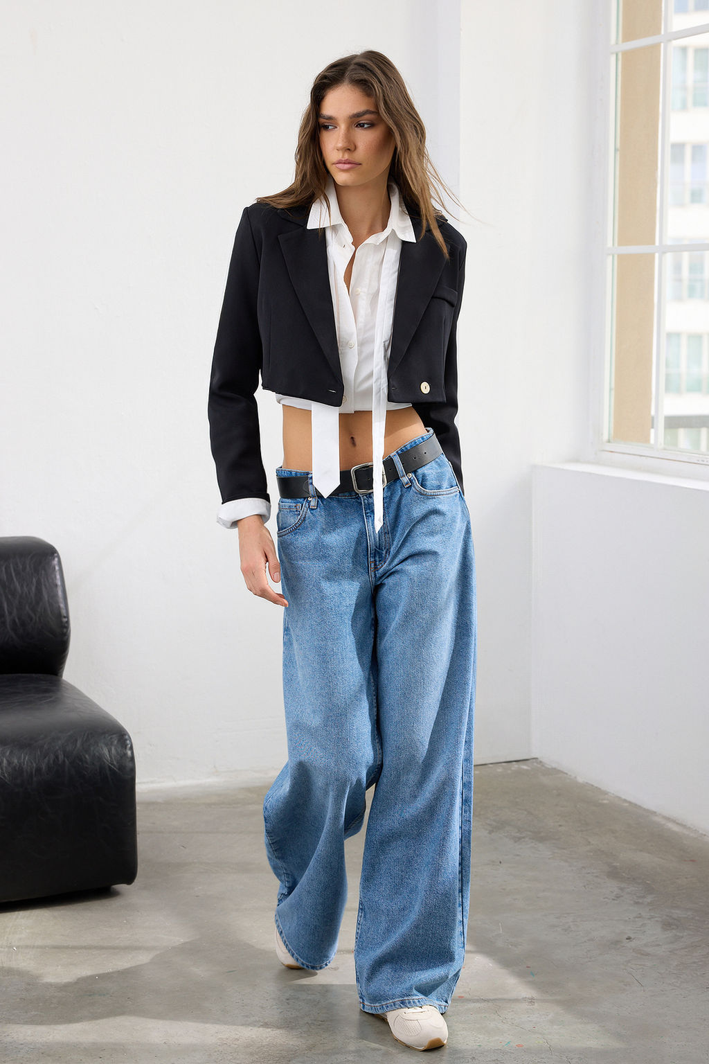 Siyah Crop Astarl? Dokuma Blazer Ceket TWOAW22CE0086