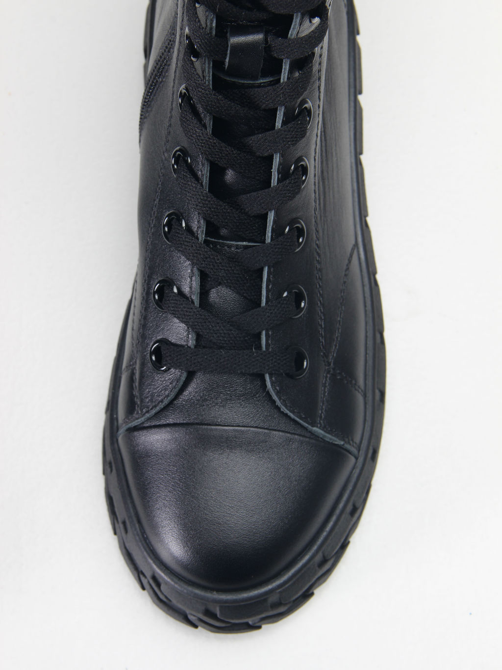 Ботинки 215.icebergbl. black R