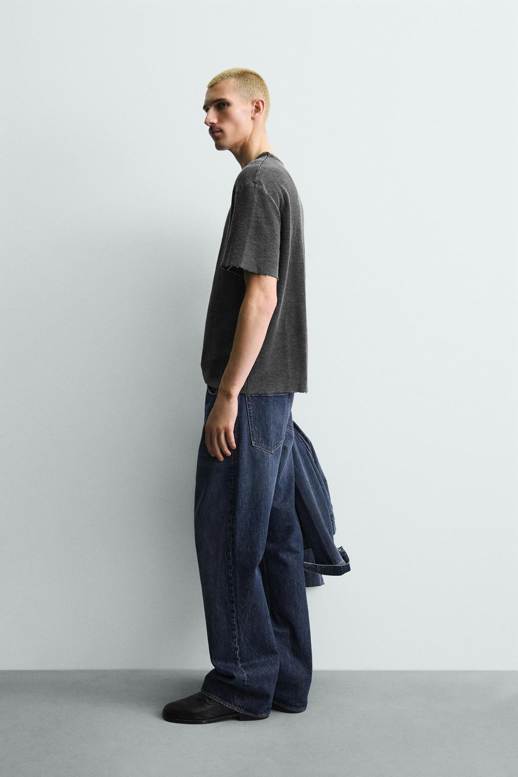 CAMISETA PUNTO LAVADA / Negro