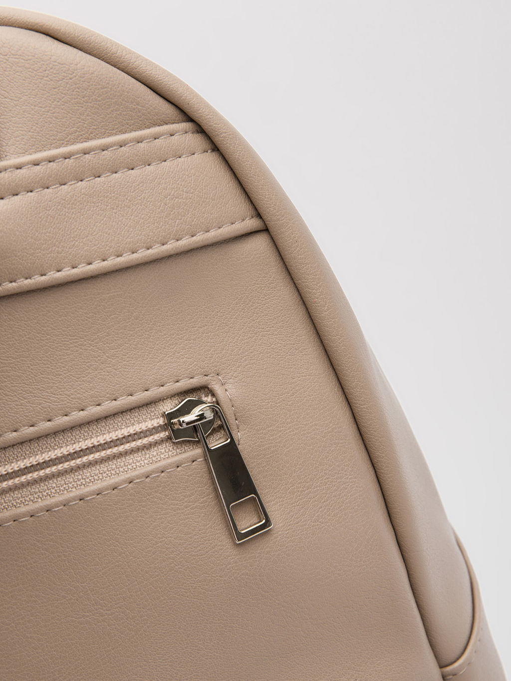 Бежевый рюкзак S.Lavia  фото 14