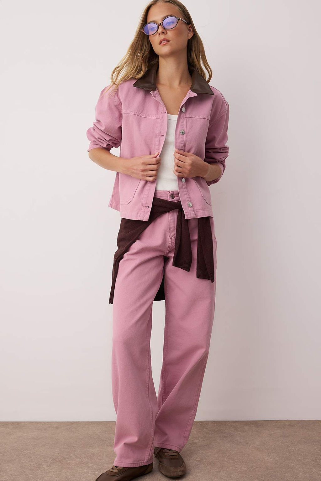 Gul Kurusu Deri Yaka Ve Cep Detayl? Denim Gomlek Ceket TWOAW26CE00002