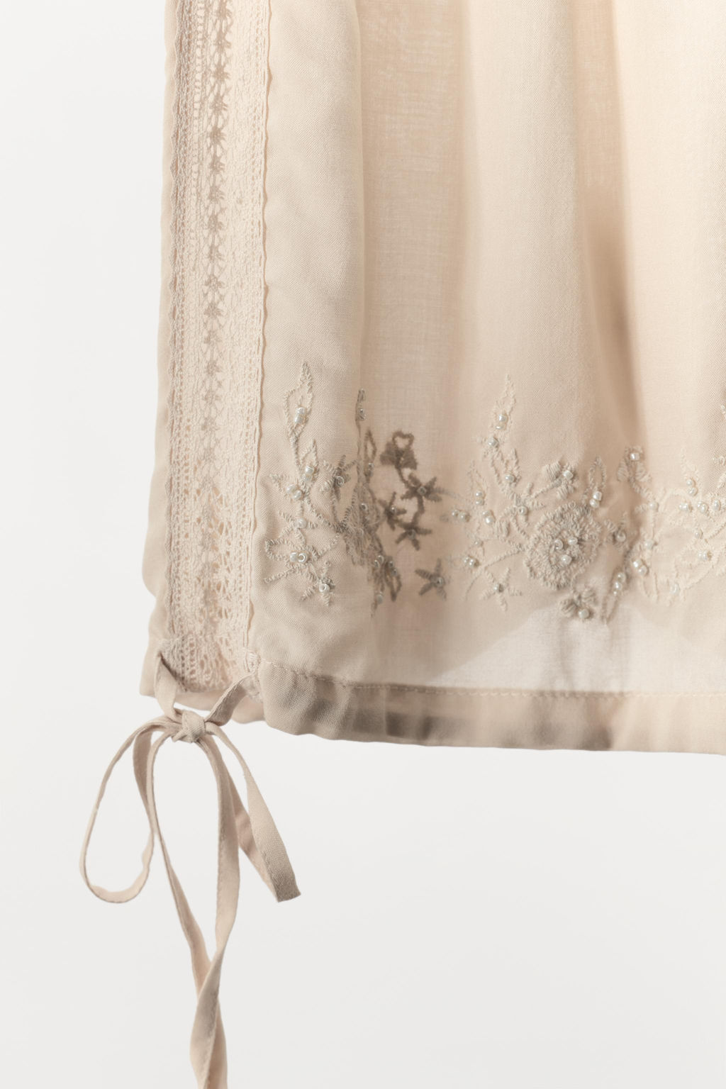 EMBROIDERED BEADED SHORTS - Zara фото 4