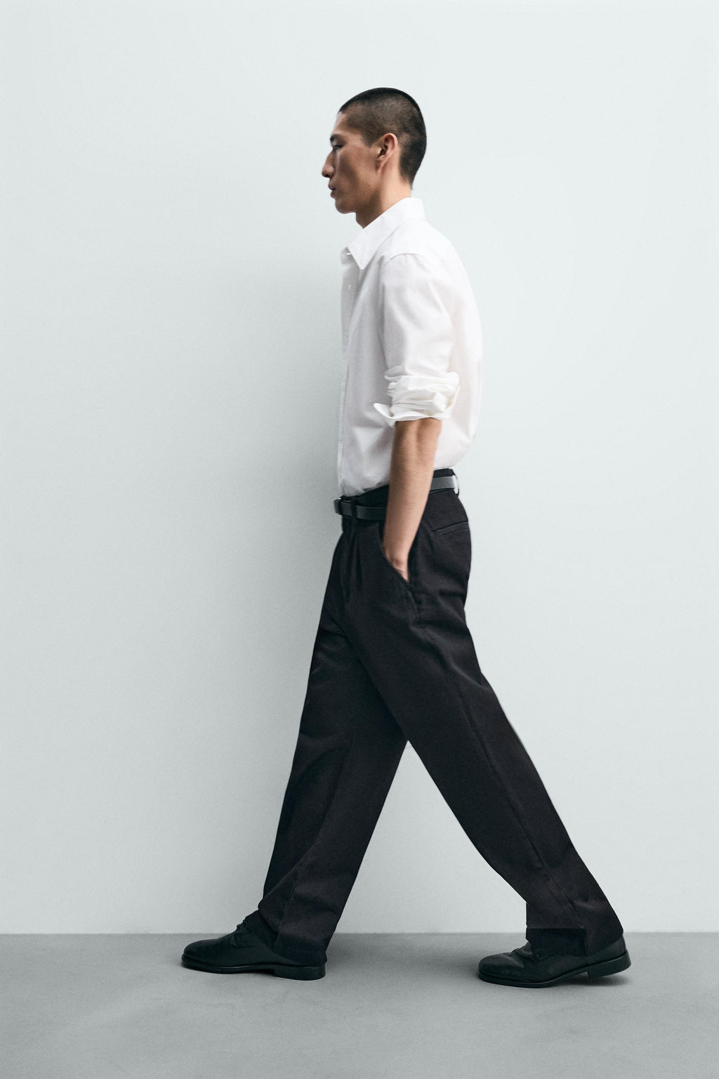 PANTAL?N CHINO DENIM PLIEGUES / ?ndigo - Zara фото 6