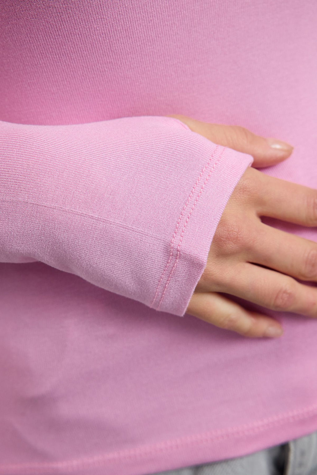 Pembe Viskon/Yumusak Kumasl? Parmak Gecme Detayl? Esnek Orme Bluz TWOAW25BZ00014