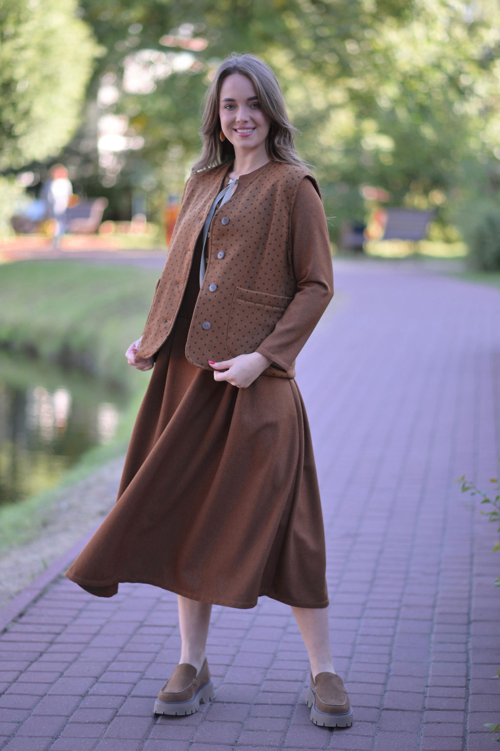 Жилет костюмная ткань в составе шерсть