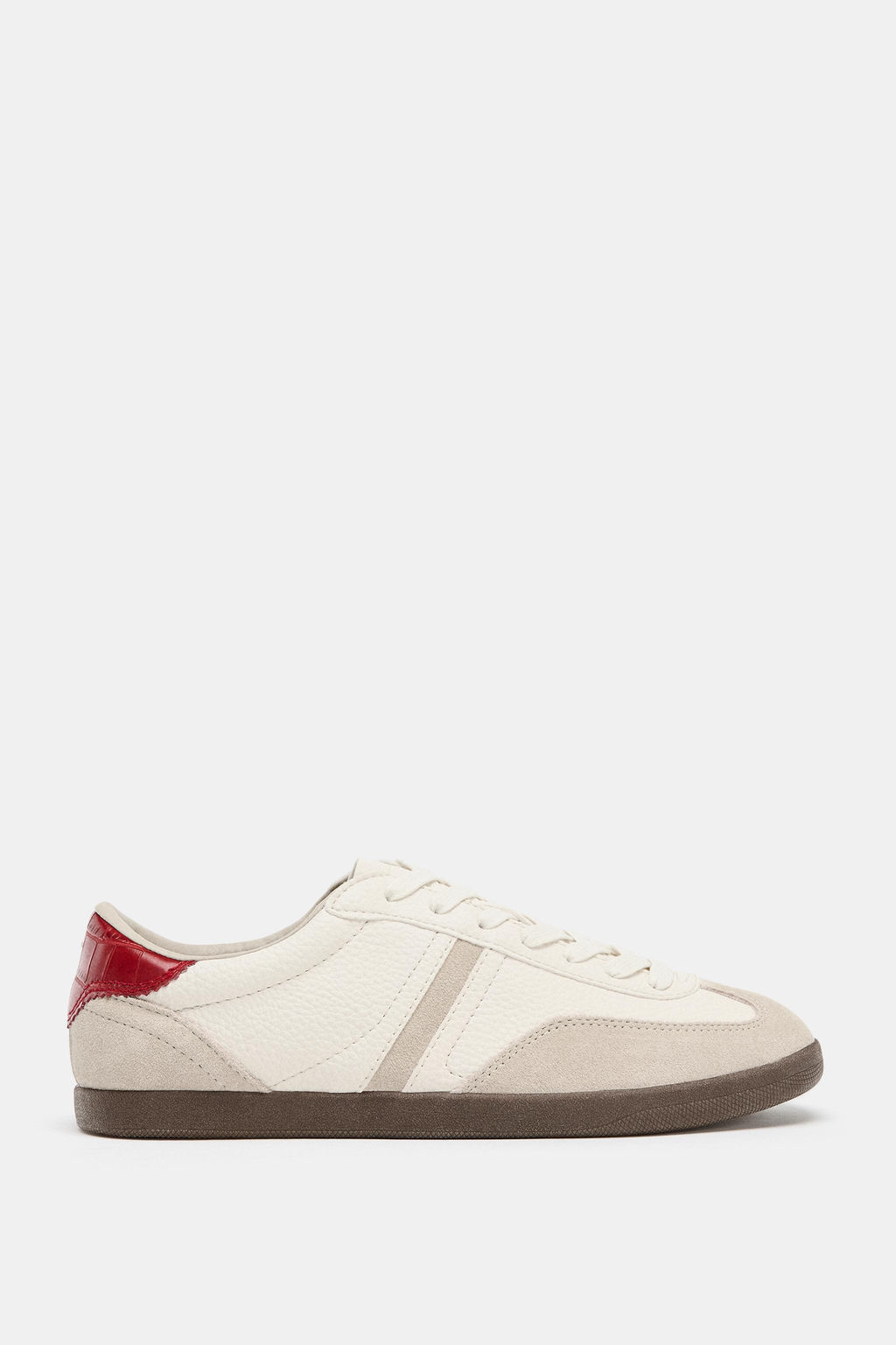COLOURED TRAINERS