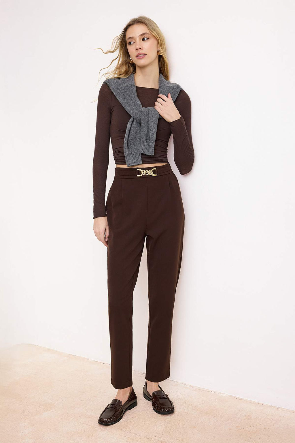 Ekru Havuc Kal?p Toka Detayl? Pantolon TWOAW26PL00154