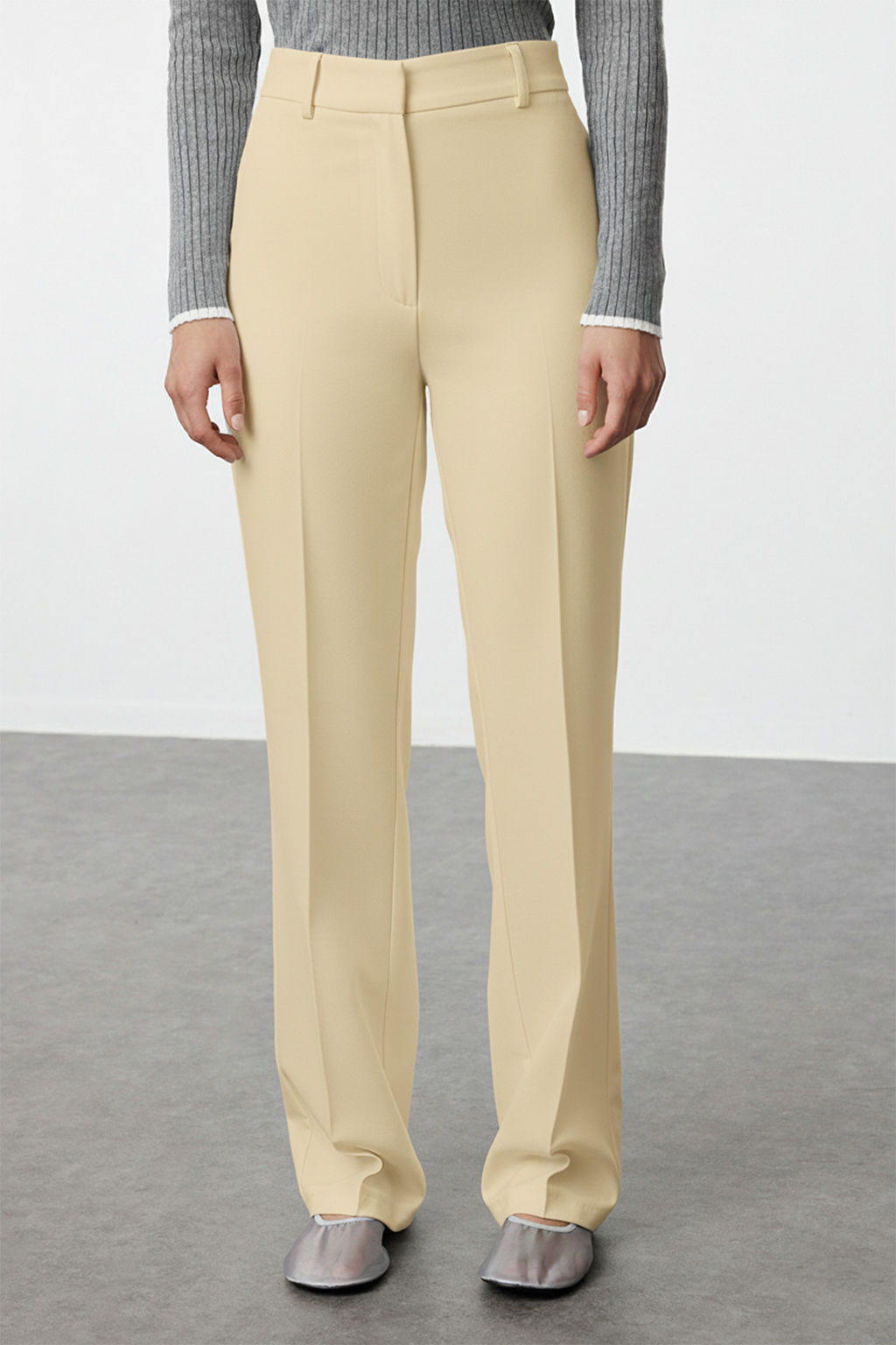 Bej Straight/Duz Kesim Yuksek Bel Nervur Dikisli Dokuma Pantolon TWOSS21PL0093