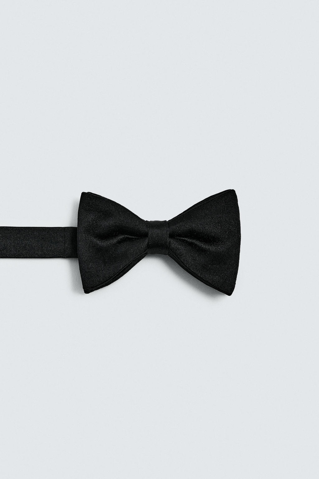 BASIC SILK BOW TIE
